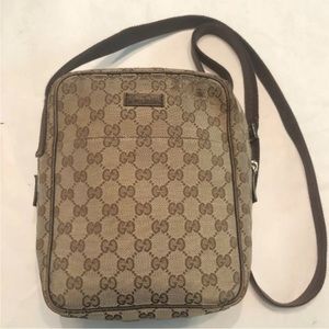 100% Authentic Gucci crossbody bag